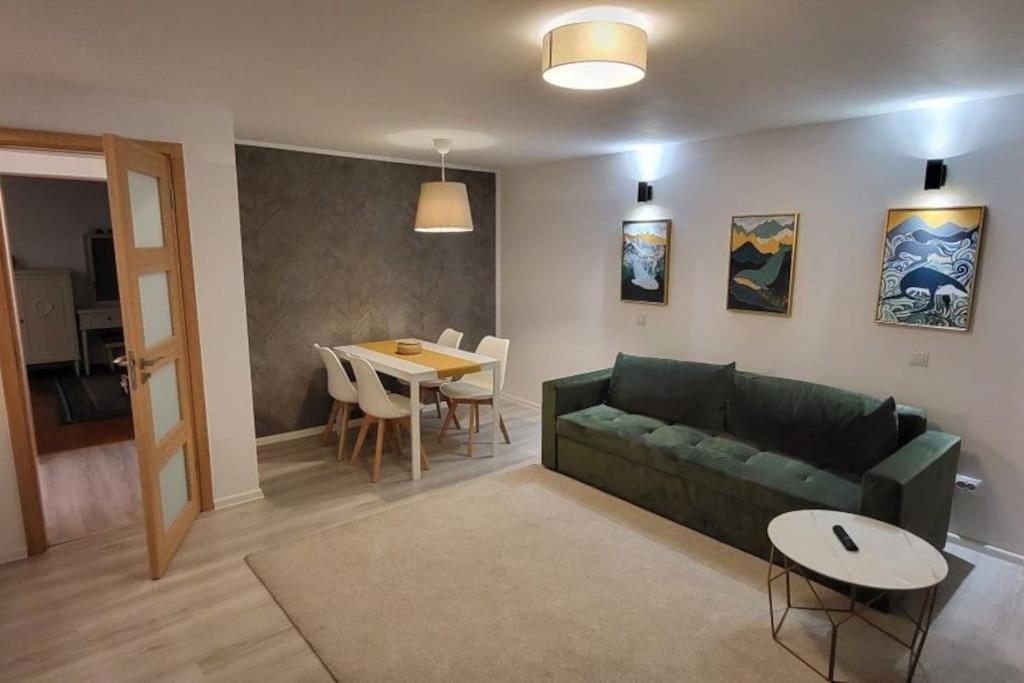 Cotroceni Accommodations Upstairs 부쿠레슈티 외부 사진