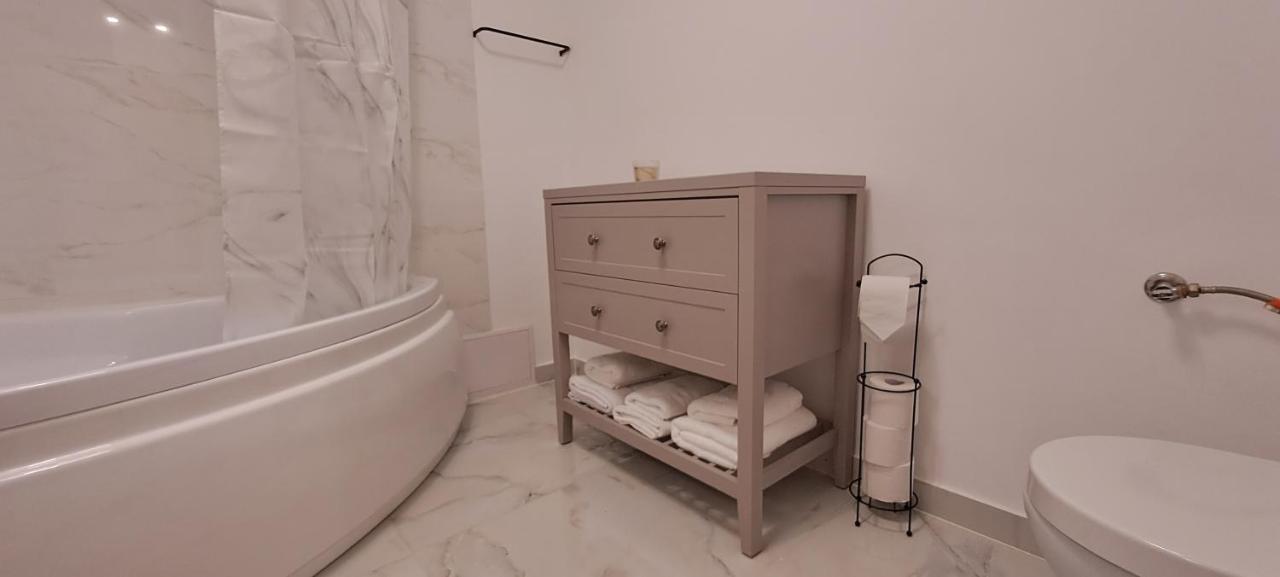 Cotroceni Accommodations Upstairs 부쿠레슈티 외부 사진